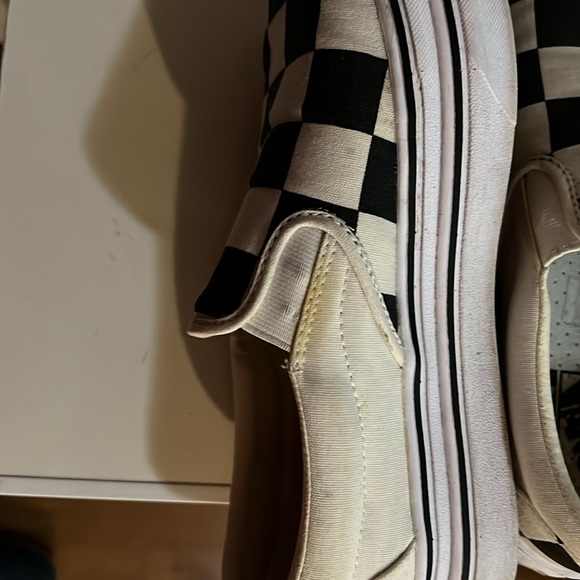 Vans checkerboard platforms - Picture 3 of 3